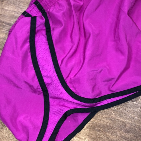 Nike Dri fit small pink athletic running shorts - Picture 7 of 7